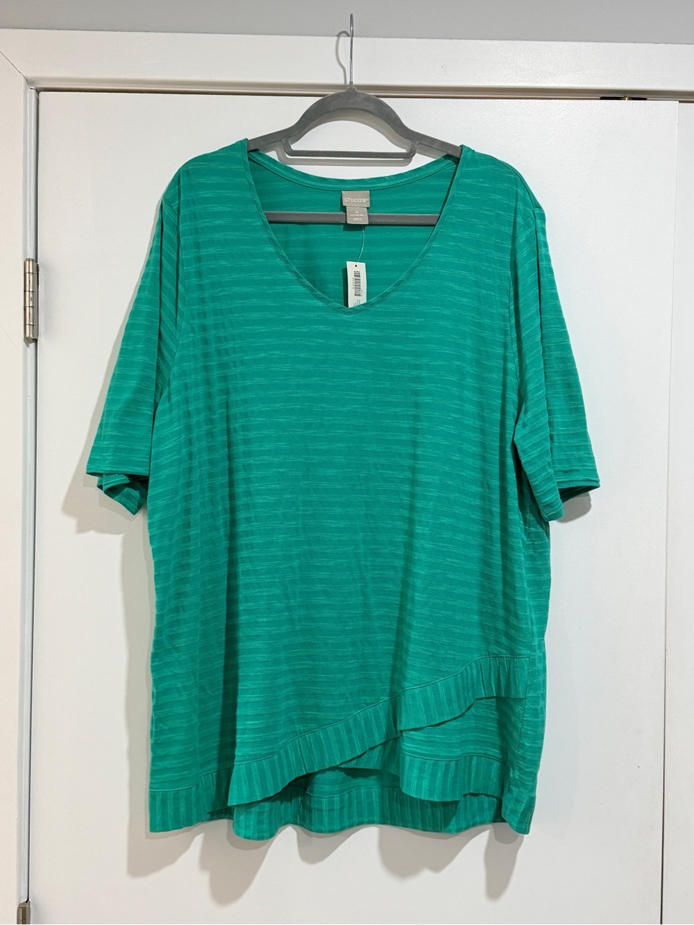 Chico’s Women’s V-Neck Short Sleeve Top — Green